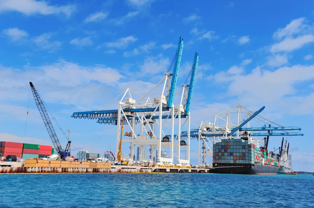 Liman hizmetlerinde güvenli yükleme ve istif düzeni